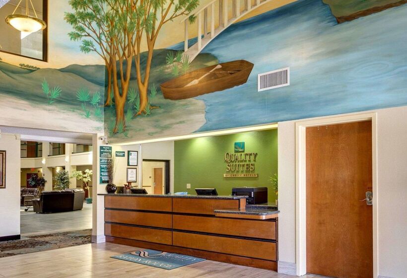 בית מלון כפרי Quality Suites Baton Rouge East  Denham Springs