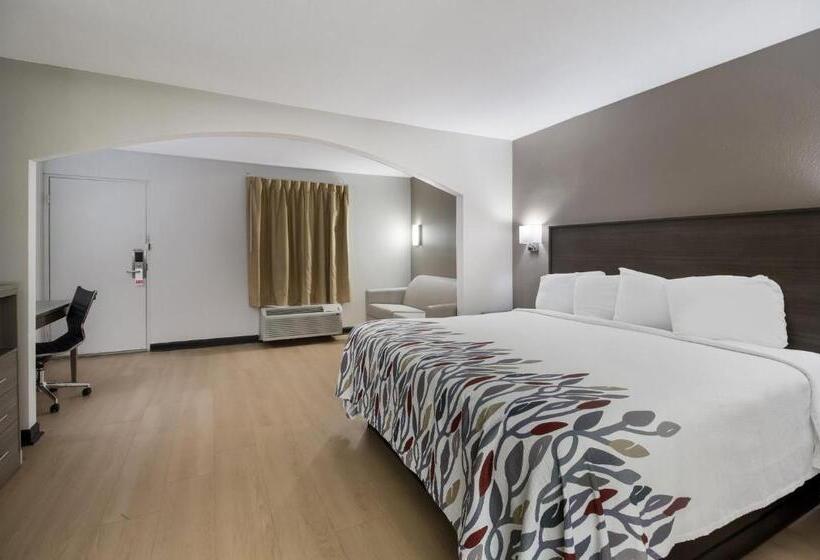 فندق Red Roof Inn & Suites Jackson, Tn