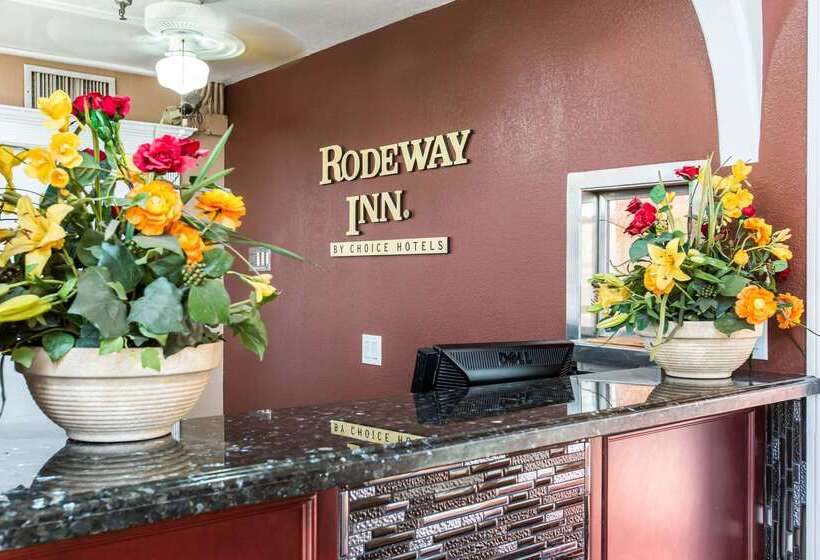 בית מלון כפרי Rodeway Inn
