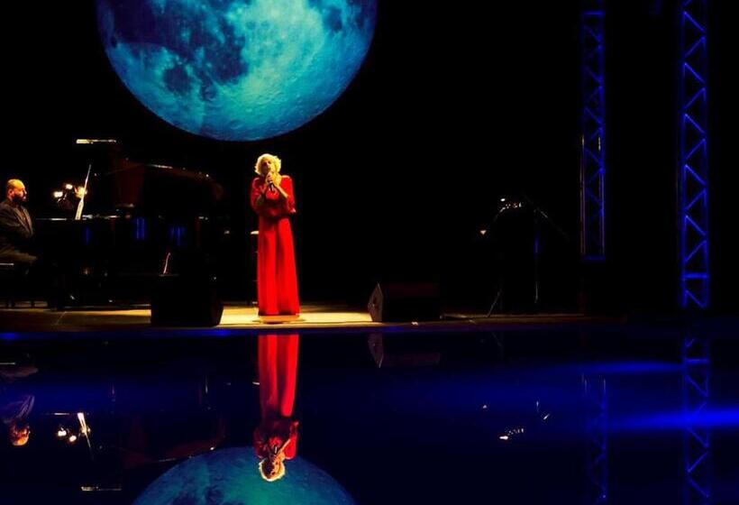 ホテル Thalatta Seaside