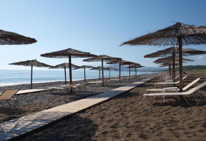 ホテル Thalatta Seaside