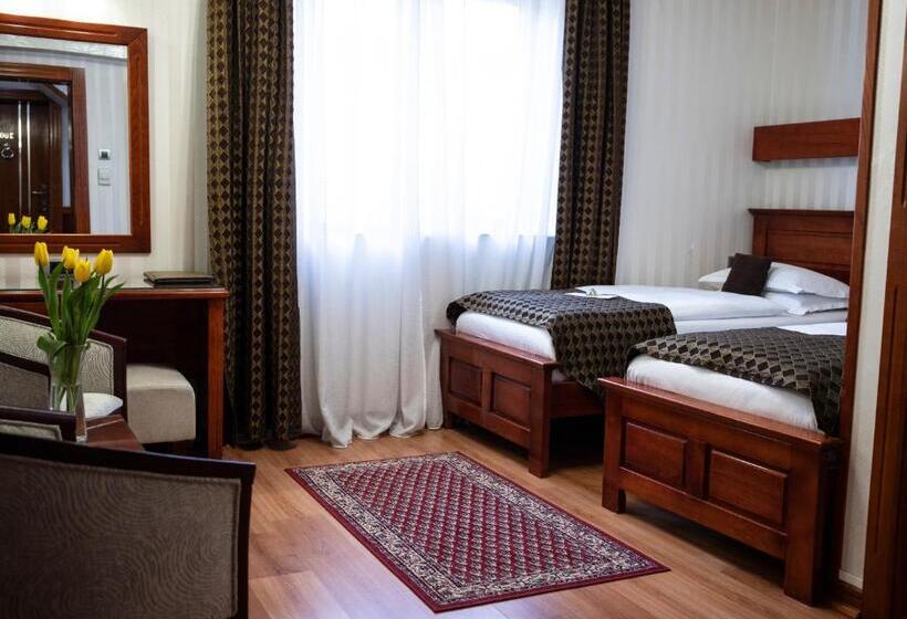 هتل Vila Prezident