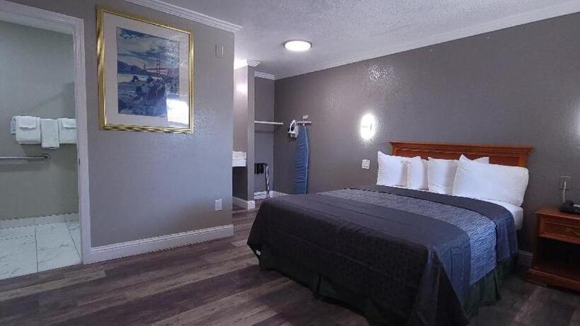 فندق على الطريق Rodeway Inn Chico University Area