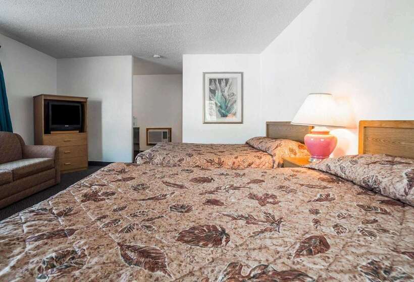 מוטל Rodeway Inn & Suites