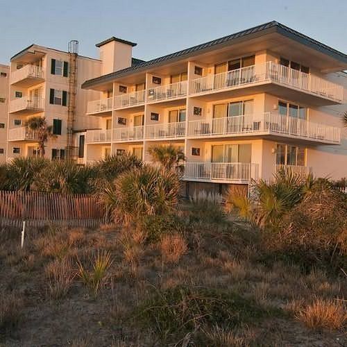 Курорт Beach House at the Dunes
