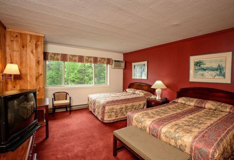 منتجع Snowy Owl Inn
