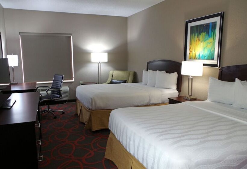 فندق Baymont By Wyndham O Fallon St. Louis Area