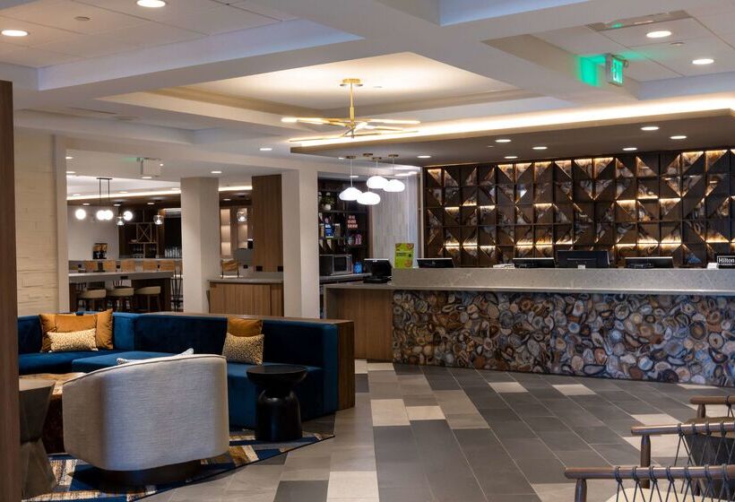 בית מלון כפרי Doubletree By Hilton Tinton Falls Eatontown