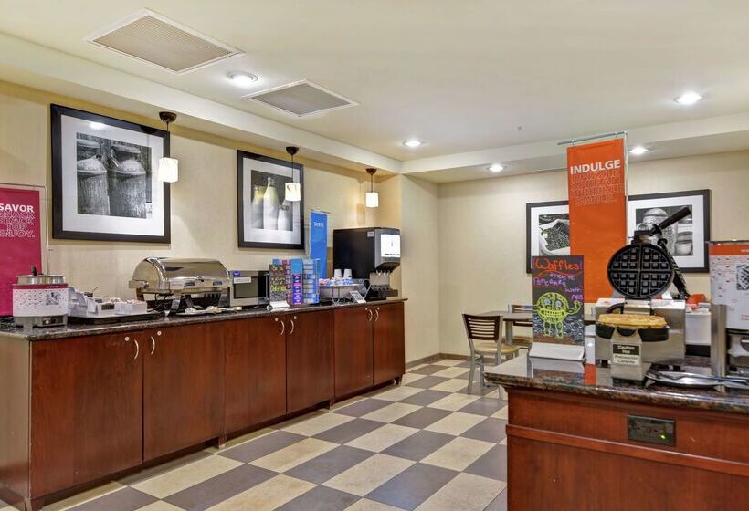 هتل Hampton Inn & Suites Peoria At Grand Prairie, Il