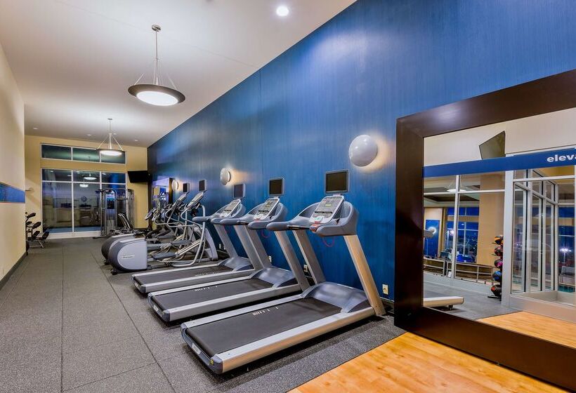 בית מלון כפרי Hampton Inn & Suites Downtown Owensboro/waterfront