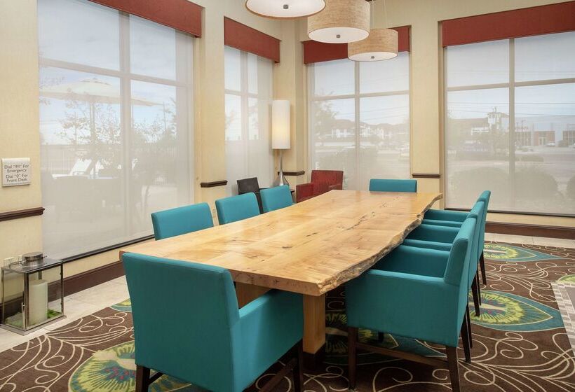 هتل Hilton Garden Inn Odessa