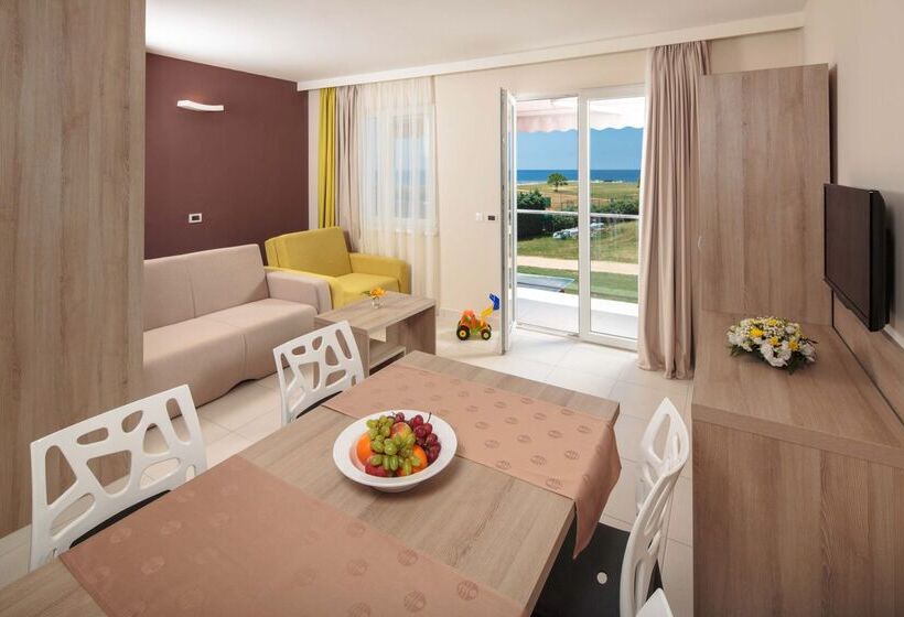 Apartments Katoro Plava Laguna