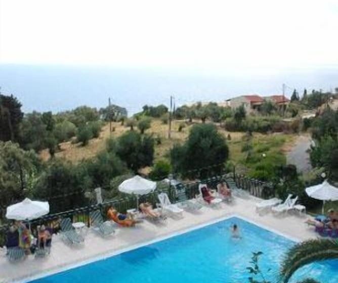 Aronis Apartments
