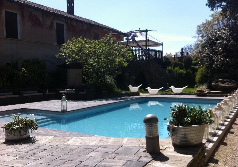 فندق Al Castello Resort
