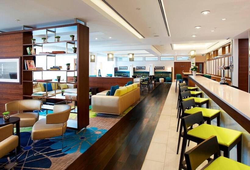 בית מלון כפרי Courtyard By Marriott Aberdeen Airport