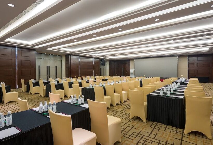 ホテル Crowne Plaza Chengdu West, An Ihg