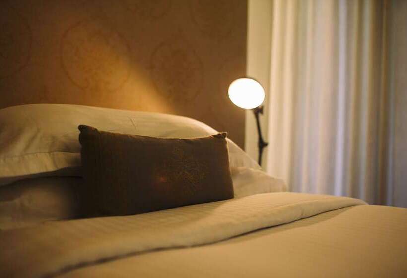 호텔 Eighth Bastion Fort Kochi   A Cgh Earth Experience