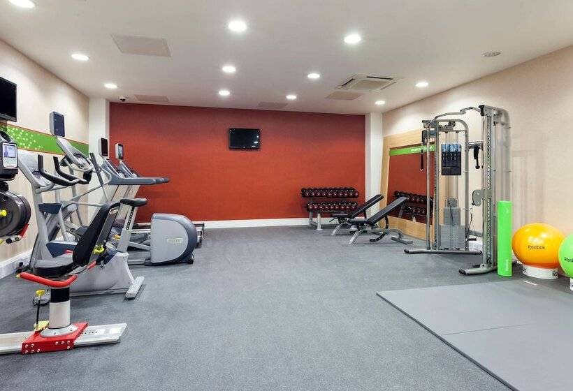 هتل Hampton By Hilton London Gatwick Airport