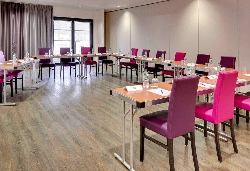 בית מלון כפרי Ibis Styles Montargis Arboria