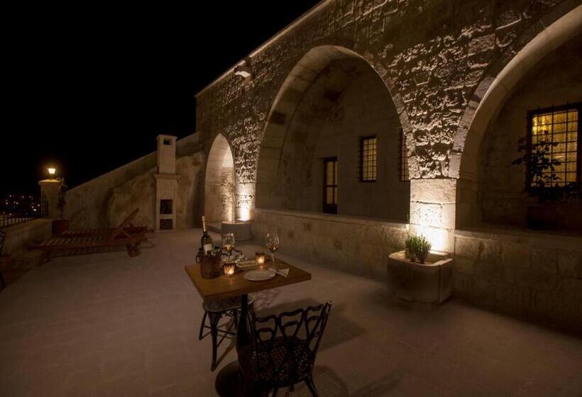 هتل Kayakapi Premium Caves  Cappadocia