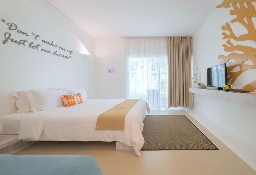 هتل Ocean Breeze Resort Khaolak
