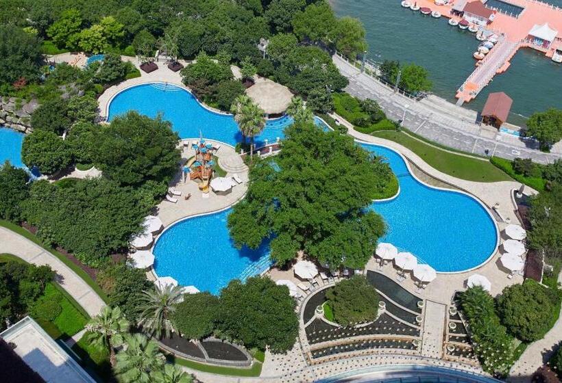 Отель Sheraton Qiandao Lake Resort