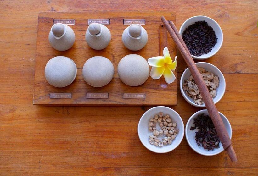 בית מלון כפרי The 1o1 Bali Fontana Seminyak