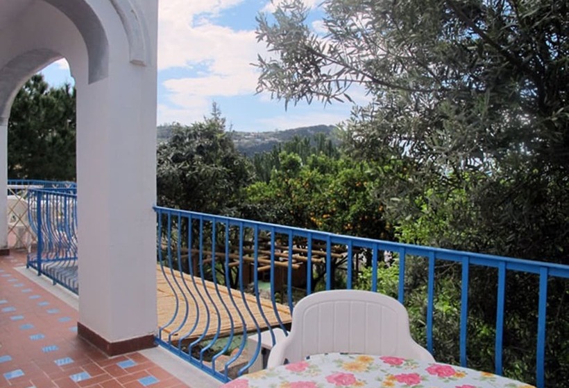 منتجع Aparthotel Villa Marinù