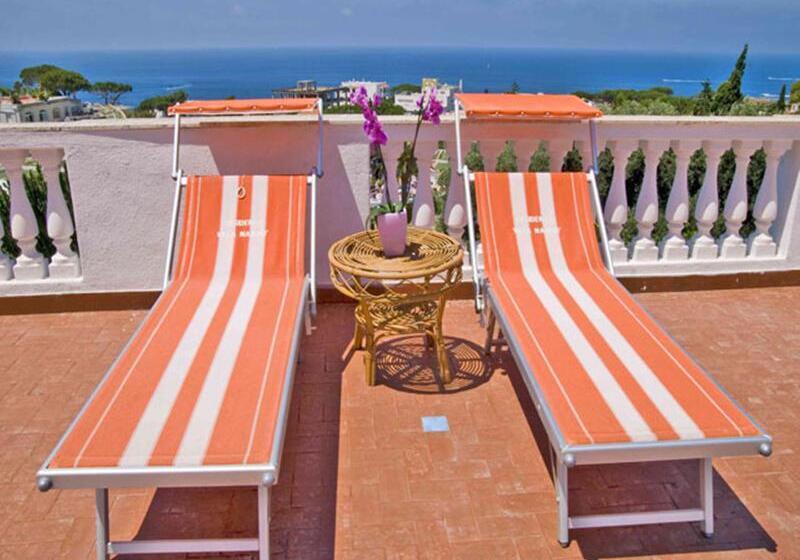 منتجع Aparthotel Villa Marinù