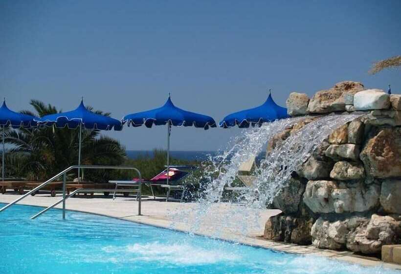 استراحتگاه Residence Portoselvaggio