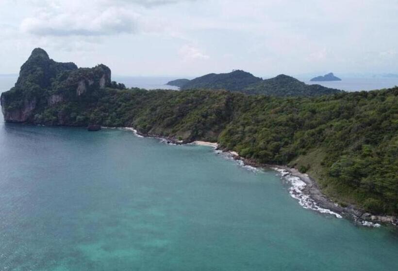هاستل Phi Phi Seaside Bungalow