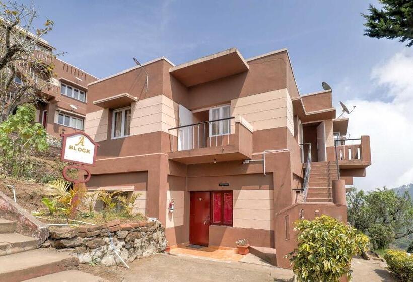 Fabhotel Green Castle Resort