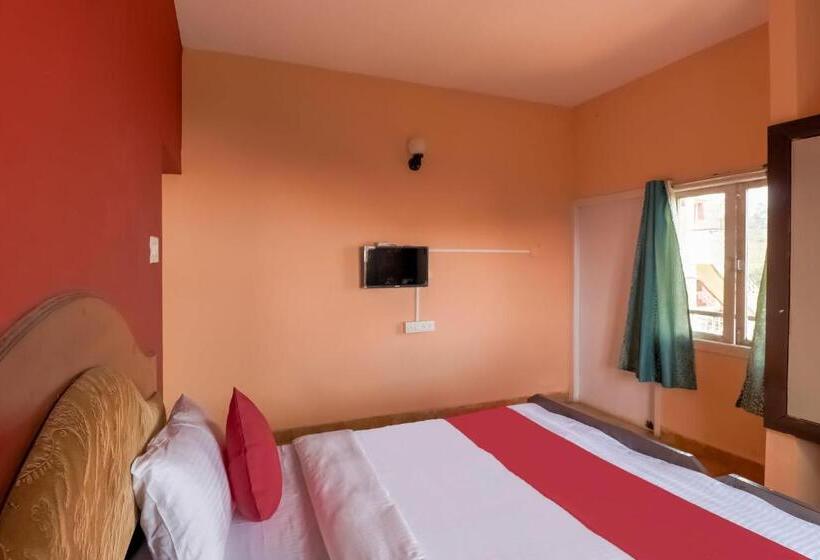 Fabhotel Green Castle Resort