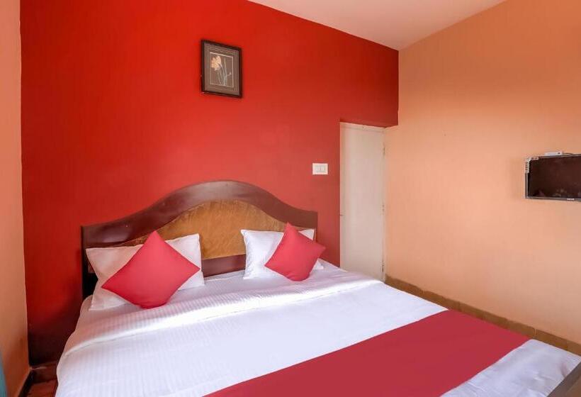 Fabhotel Green Castle Resort