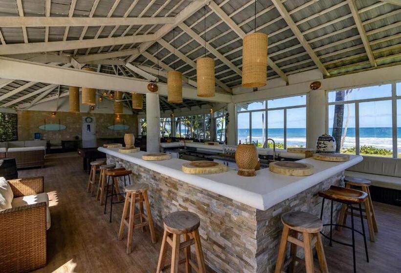 בית מלון כפרי Las Canas Beach Retreat