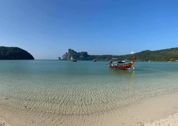 پانسیون Dalum Beachhouse