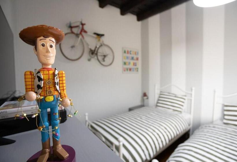 مبيت وإفطار Lo Schiaccianoci Bed&breakfast De Charme