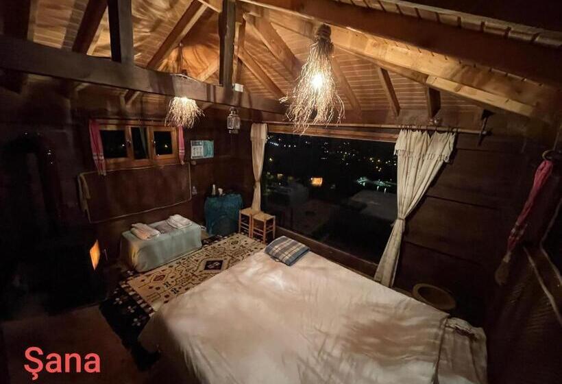 تختخواب و صبحانه Olimbera Köy Evi