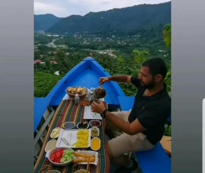 تختخواب و صبحانه Olimbera Köy Evi