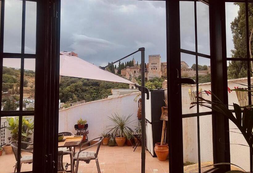 تختخواب و صبحانه Casa Guidai