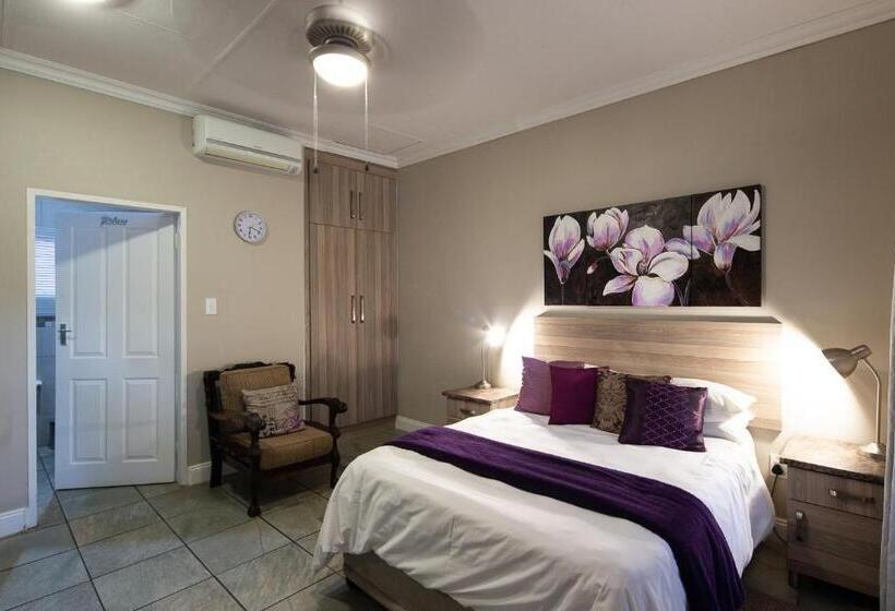 ベッドアンドブレックファースト Stevenski S Guesthouse