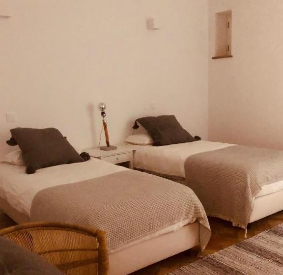 پانسیون Herdade De Alagães