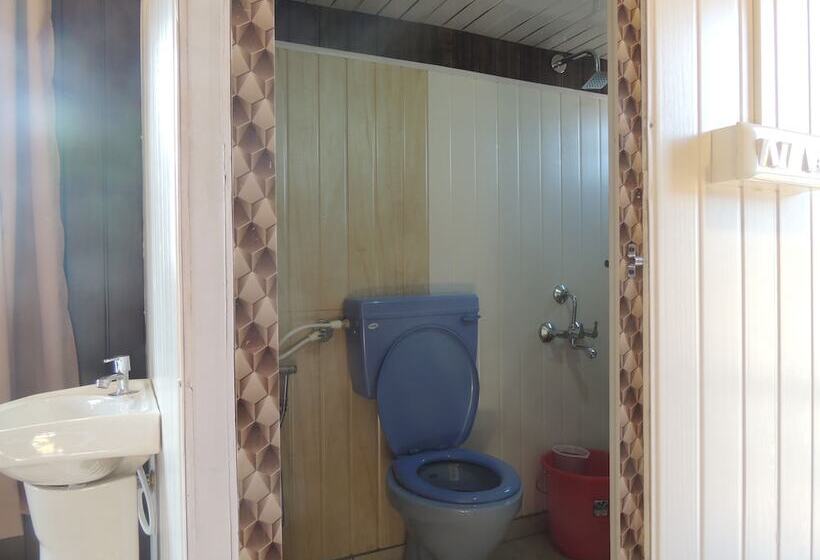 膳宿费 Room In Farmhouse   Dandeli   Aura Jungle Stay