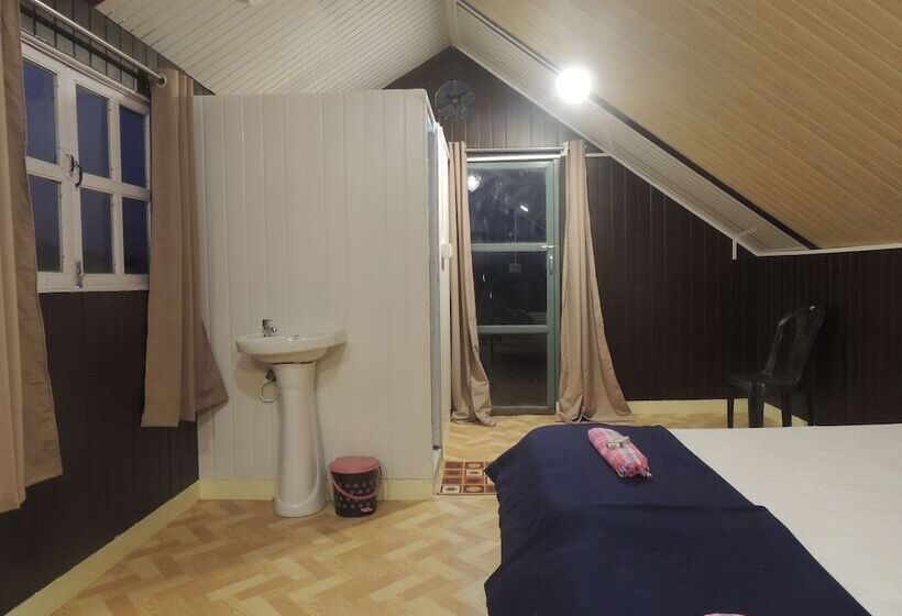 膳宿费 Room In Farmhouse   Dandeli   Aura Jungle Stay