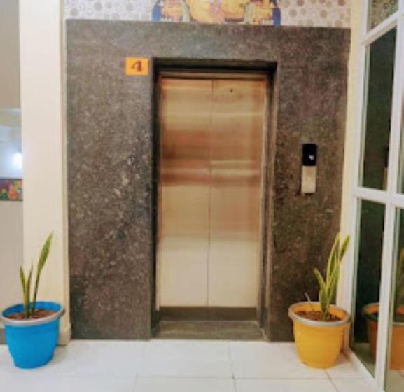 הוסטל Hariram Tower,wardha