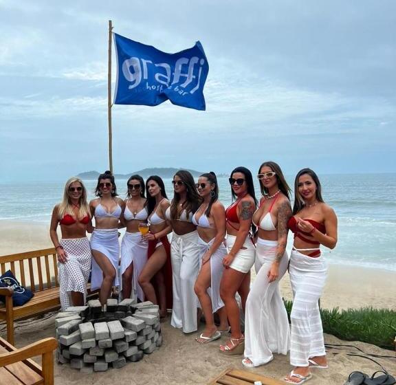 هاستل Graffi Beach House