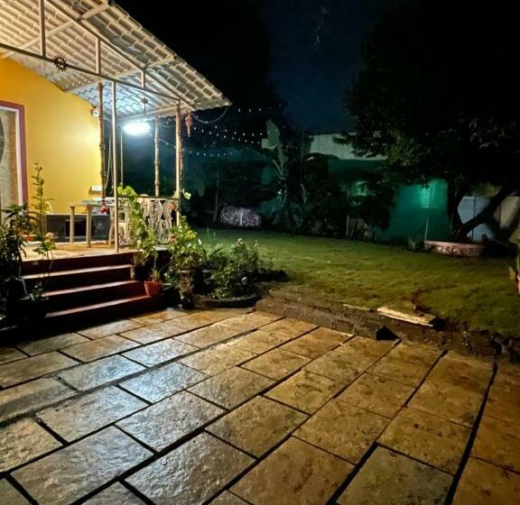 Отель Bougain Villa Sinhgad Fort Bedroom Garden Kitchen Ac Wi Fi Parking Khadakwasala Pune