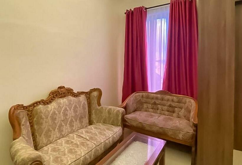 Grand Emperom Hotel Mitra Reddoorz