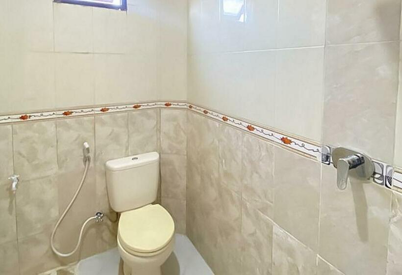 Grand Emperom Hotel Mitra Reddoorz