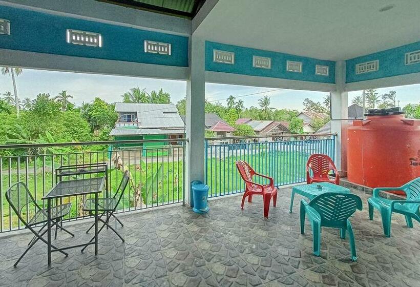 فندق Homestay Papa Mama Syariah Redpartner